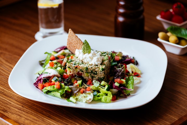 CHR_9116-insalata-di-quinoa-con-ricotta-Small