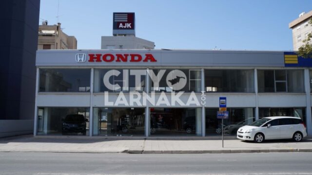 Honda-showroom