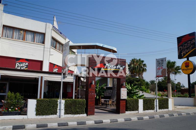 Pizza-Hut