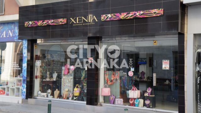 XENIA-exclusive-accessories