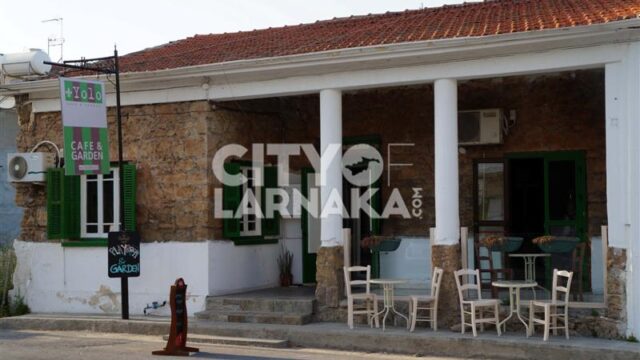 YOLO-Cafe-Garden