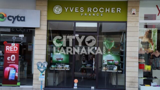 Yves-Rocher