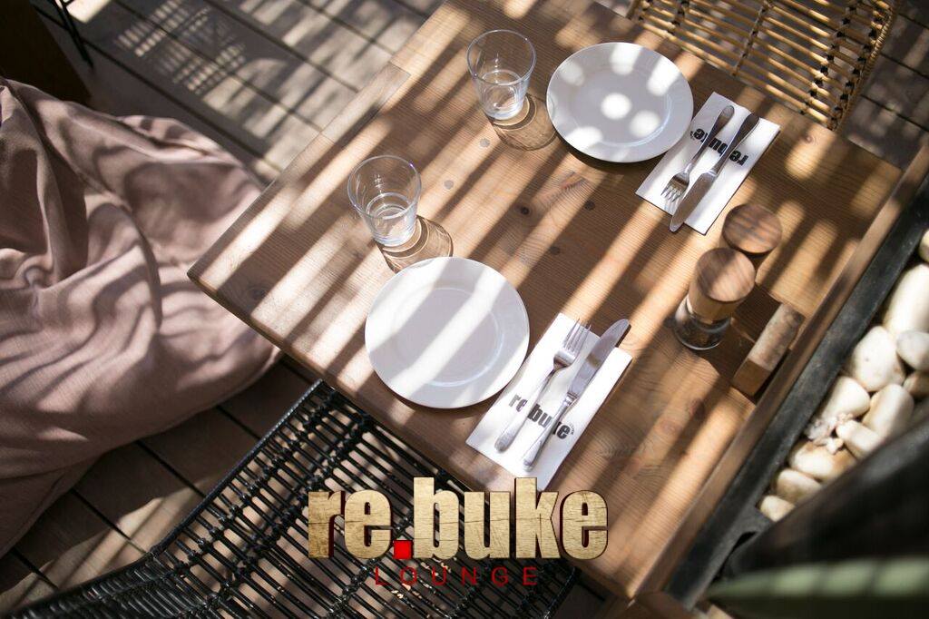 rebukeout